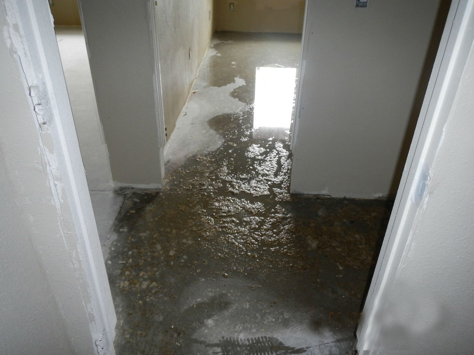 wet-floor